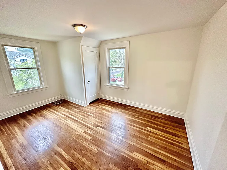 622 Norton Ave — Photo 12