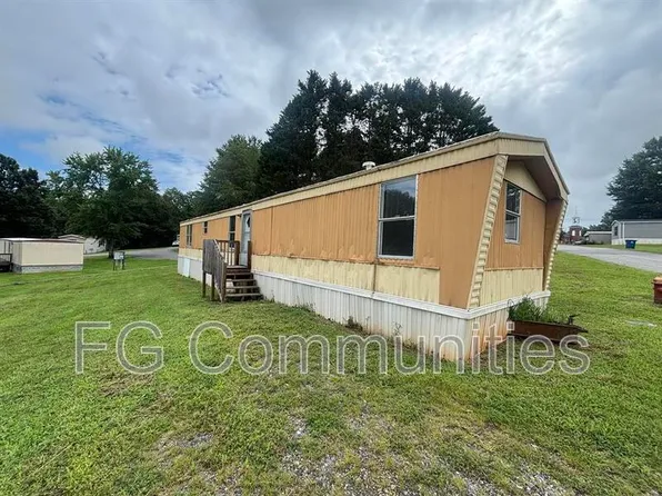 1754 Zion Rd, Morganton, NC