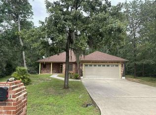 265 Fox Ln, Onalaska, TX 77360