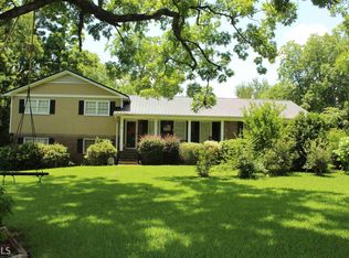 34 Maplewood Dr, Forsyth, GA 31029