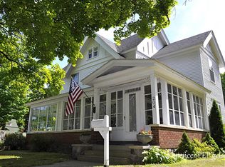 204 Hanover St, Belding, MI 48809