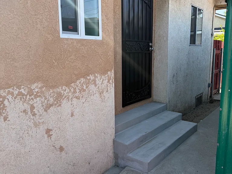 16616 S Virginia Ave — Photo 16