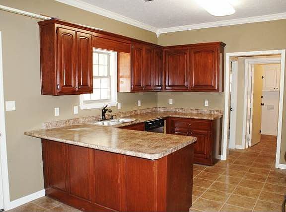 4th image of 701 Skyline Dr