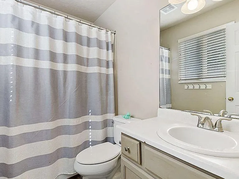 1043 N 2525 W — Photo 14