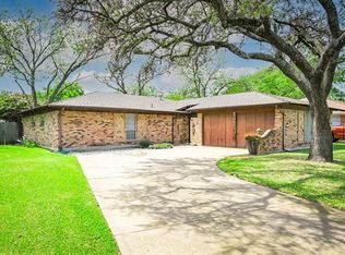 2005 Cliffside Dr, Edgecliff Village, TX 76134