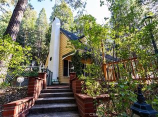 222 Holiday Dr, Lake Arrowhead, CA 92352