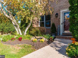 152 Morningside Dr, Falling Waters, WV 25419