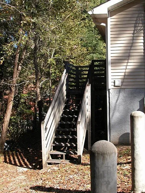 2 bed, 1100 sqft, $1,090 — Photo 3