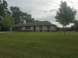 101 Stuart Rd, Racine, WI 53406