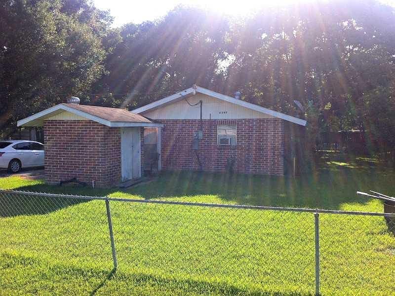 2nd image of 813 W Dave Dugas Rd