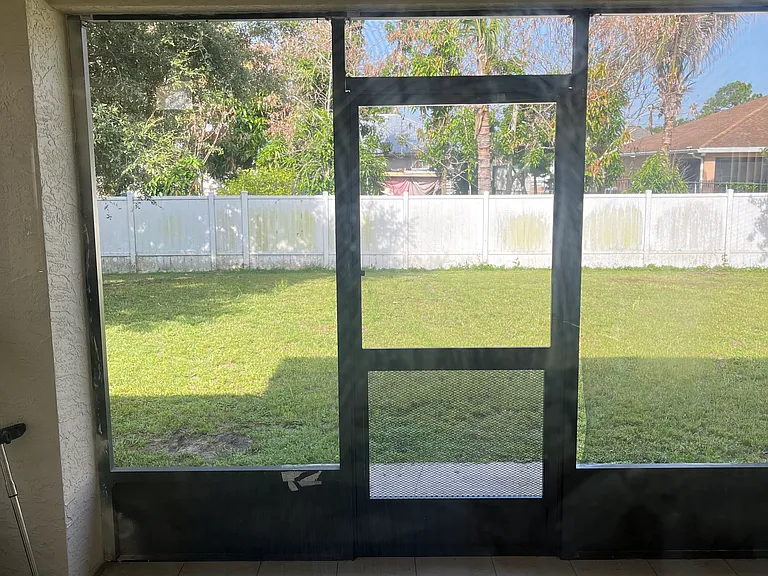 1902 SW Cameo Blvd — Photo 5