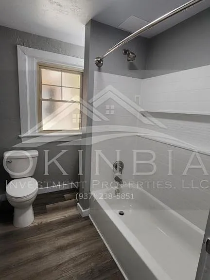 750 Superior Ave — Photo 9