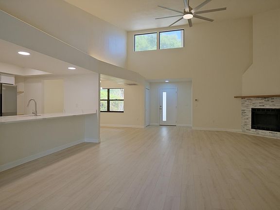4th image of 4817 79th Avenue Dr E
