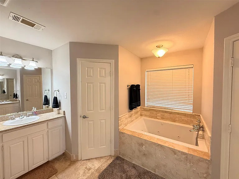 4209 Mulberry Dr — Photo 12