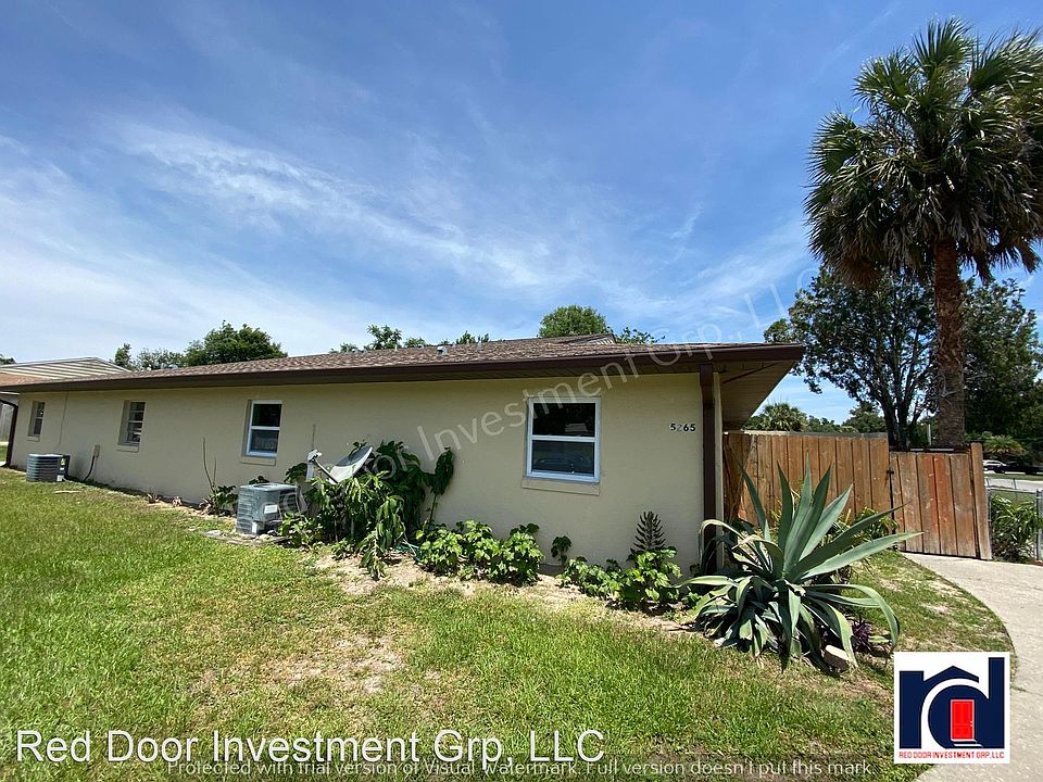 1st image of 5265 SE 31st St