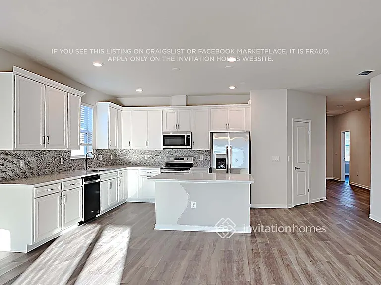 5190 Royal Point Ave — Photo 6