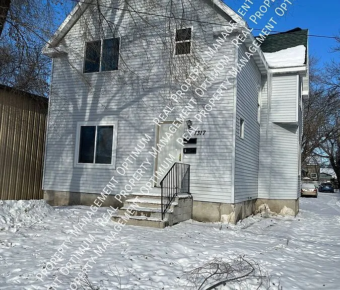 1317 1st Ave N #2 — Photo 3