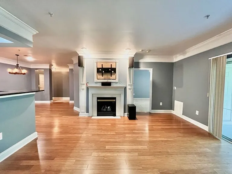 11318 Westbrook Mill Ln #103 — Photo 5