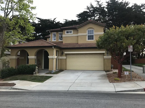 4320 Peninsula Point Dr, Seaside, CA 93955