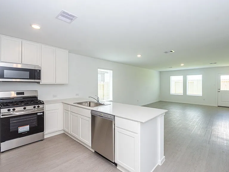 12819 Ivy Creek Ct — Photo 7