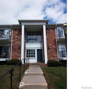 490 Fox Hills Dr N APT 3, Bloomfield Hills, MI, 48304