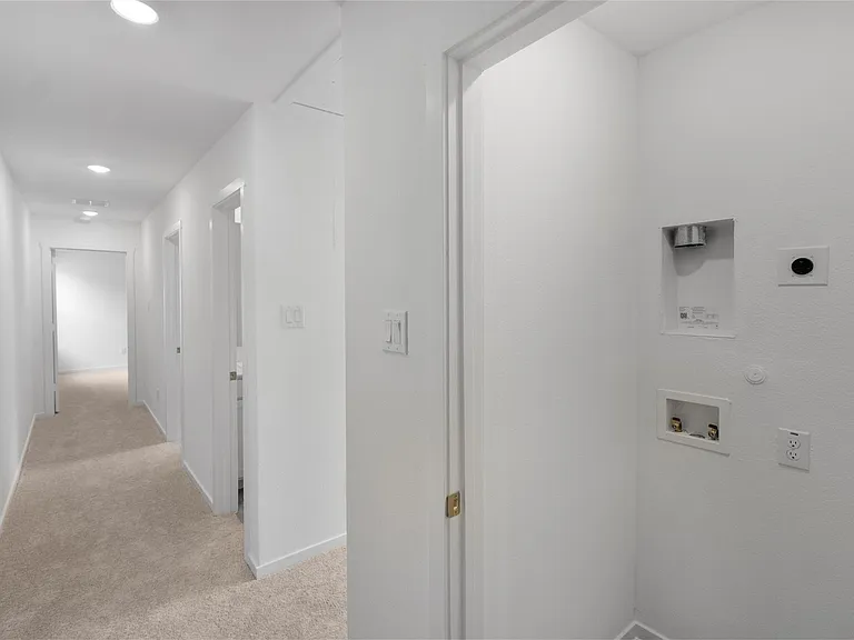725 Wagtail Dr — Photo 13