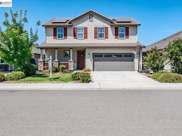 1589 Friendly St, Manteca, CA 95337