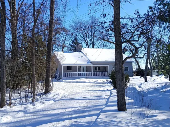 122 N Huron Rd, Au Gres, MI 48703