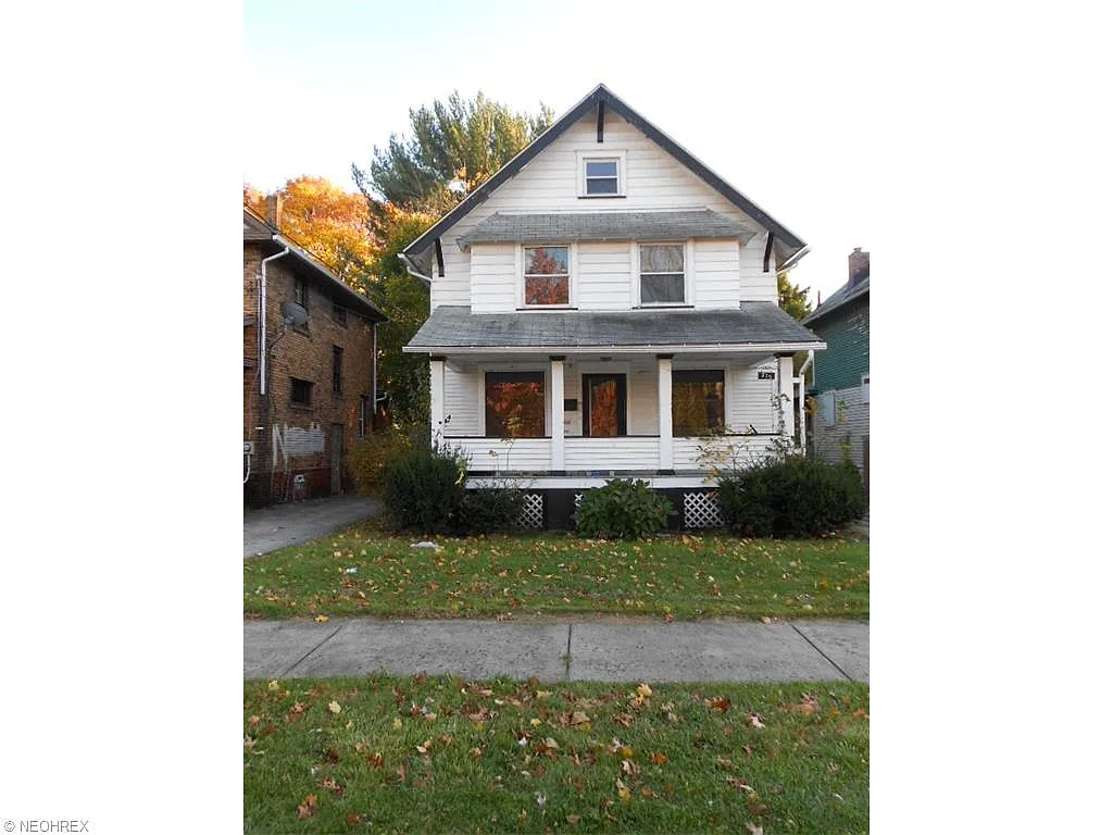 715 Delaware Ave photo 1
