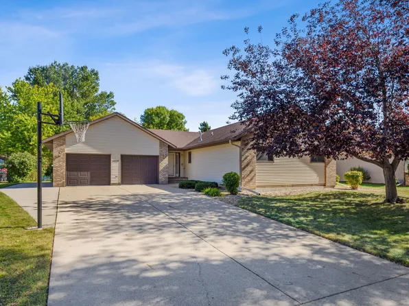 3338 20th St S, Fargo, ND 58104