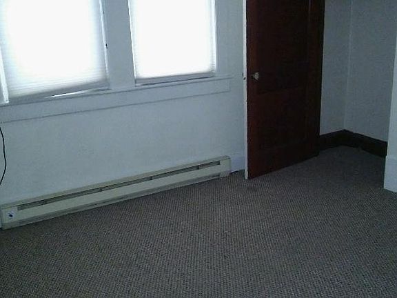 5th image of 289 E Main St
