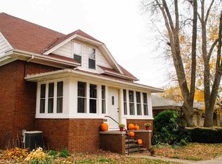 223 2nd St, Baraboo, WI 53913