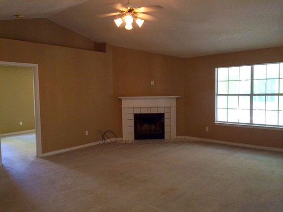 Living Rm-001_09302015