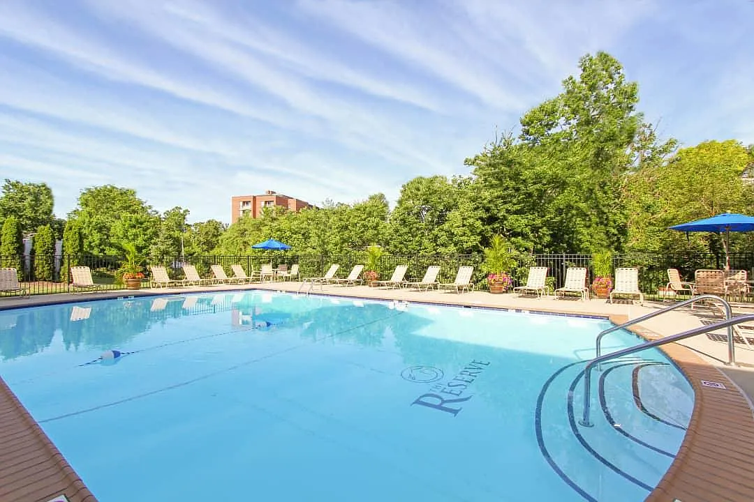 The Reserve at Merrick Apartments & Townhomes — Photo 4