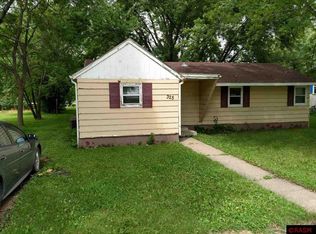 325 3rd Ave SW, Winnebago, MN 56098