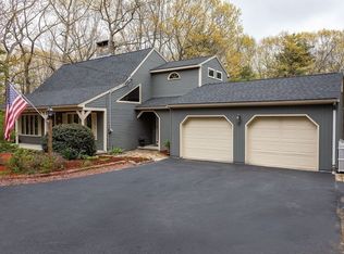 433 Sterling Rd, Jefferson, MA 01522