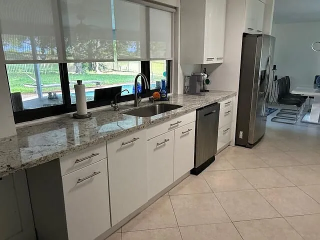 2400 SW 86th Ave — Photo 6