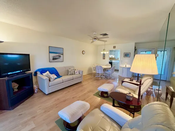 2976 Crosley Drive E #J, West Palm Beach, FL 33415