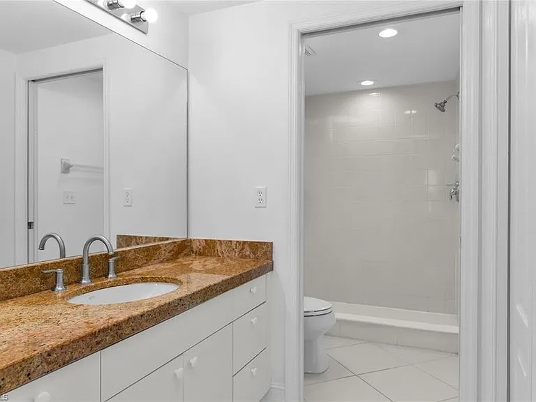 7835 Regal Heron Cir #202 — Photo 21