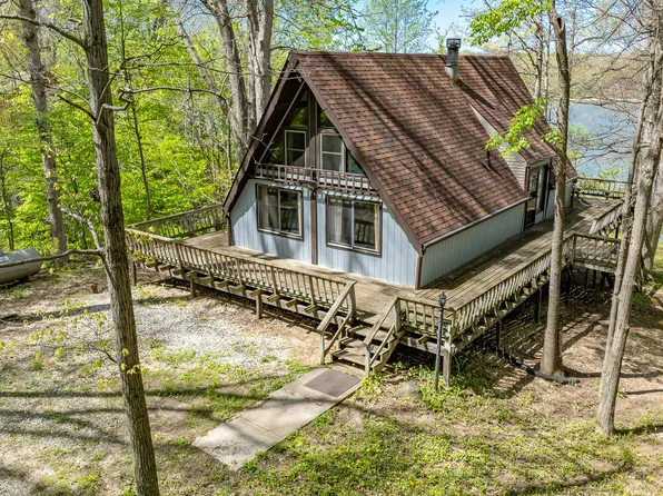 11032 E Lakeside Cir, Rockville, IN 47872