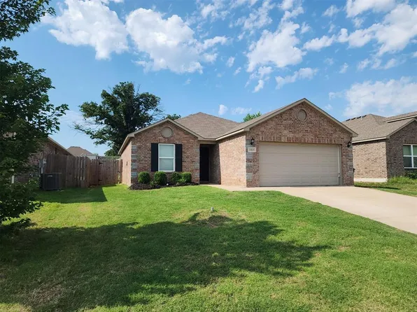 10824 NE 8th Ter, Midwest City, OK 73130