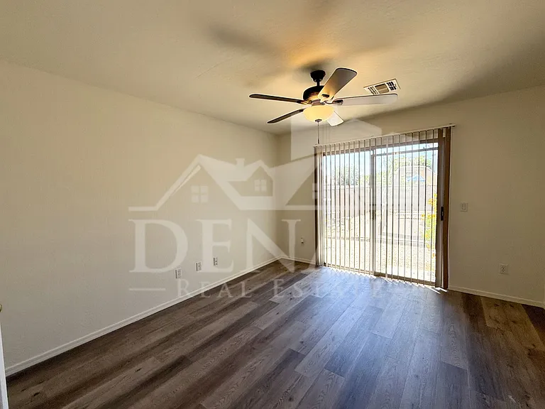 3771 E Betsy Ln — Photo 31