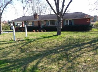 901 Senoia Rd, Tyrone, GA 30290