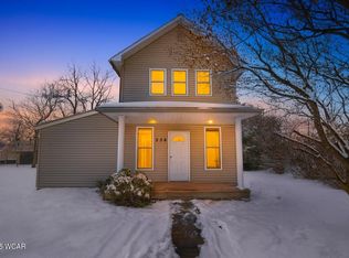 239 N 2nd St, Portage, OH 43451