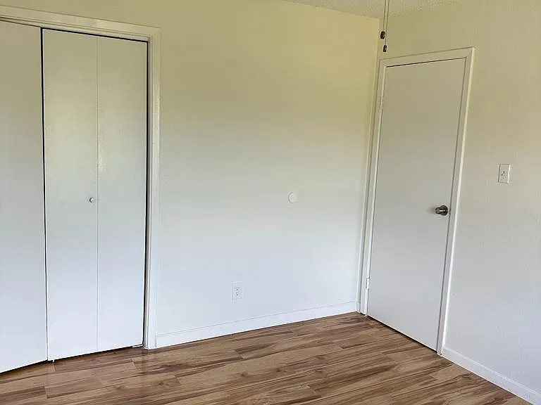 350 N Erby Campbell Blvd — Photo 6