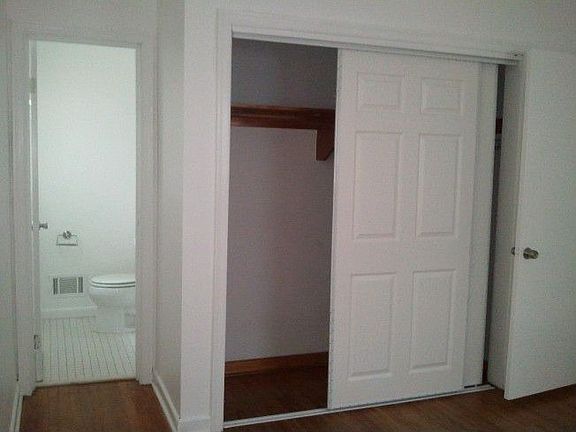 2nd image of 1169 Clarence St