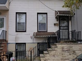 35 Kossuth St, Newark, NJ 07105