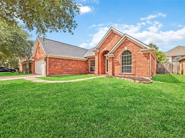 7606 Brighton Knolls Ln, Richmond, TX 77407