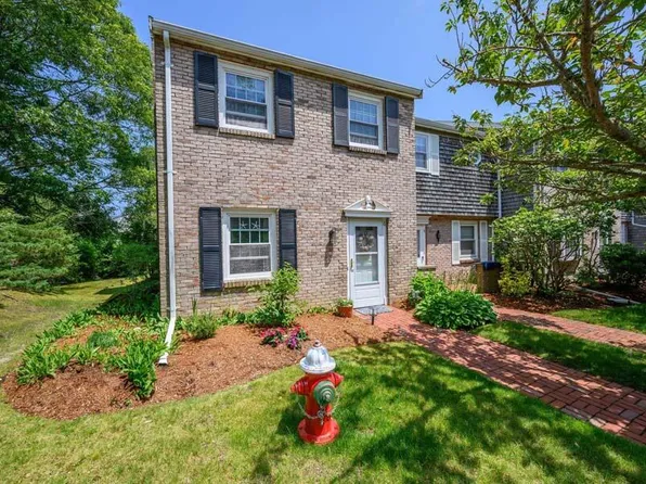 6 Captain Cook Lane #6, Centerville, MA 02632