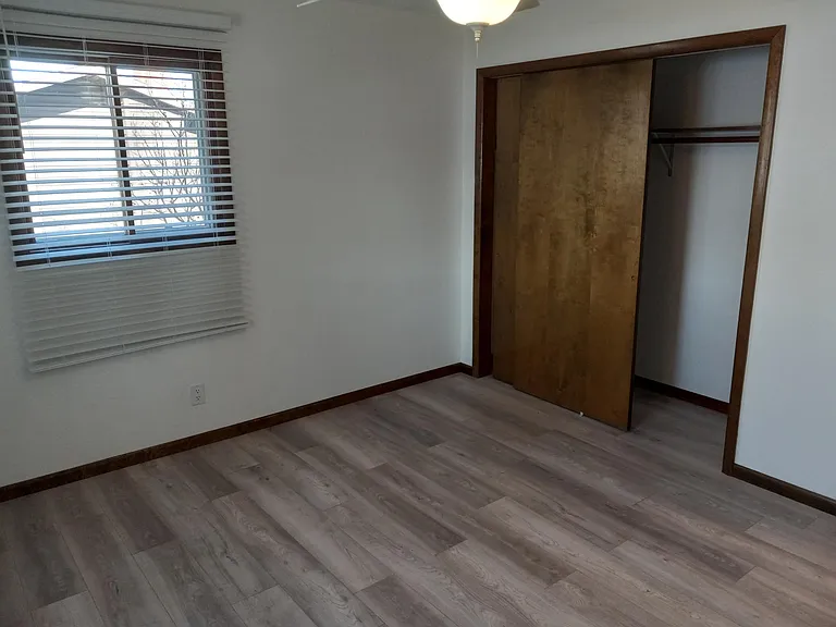 1799 Glenwood Ct — Photo 15